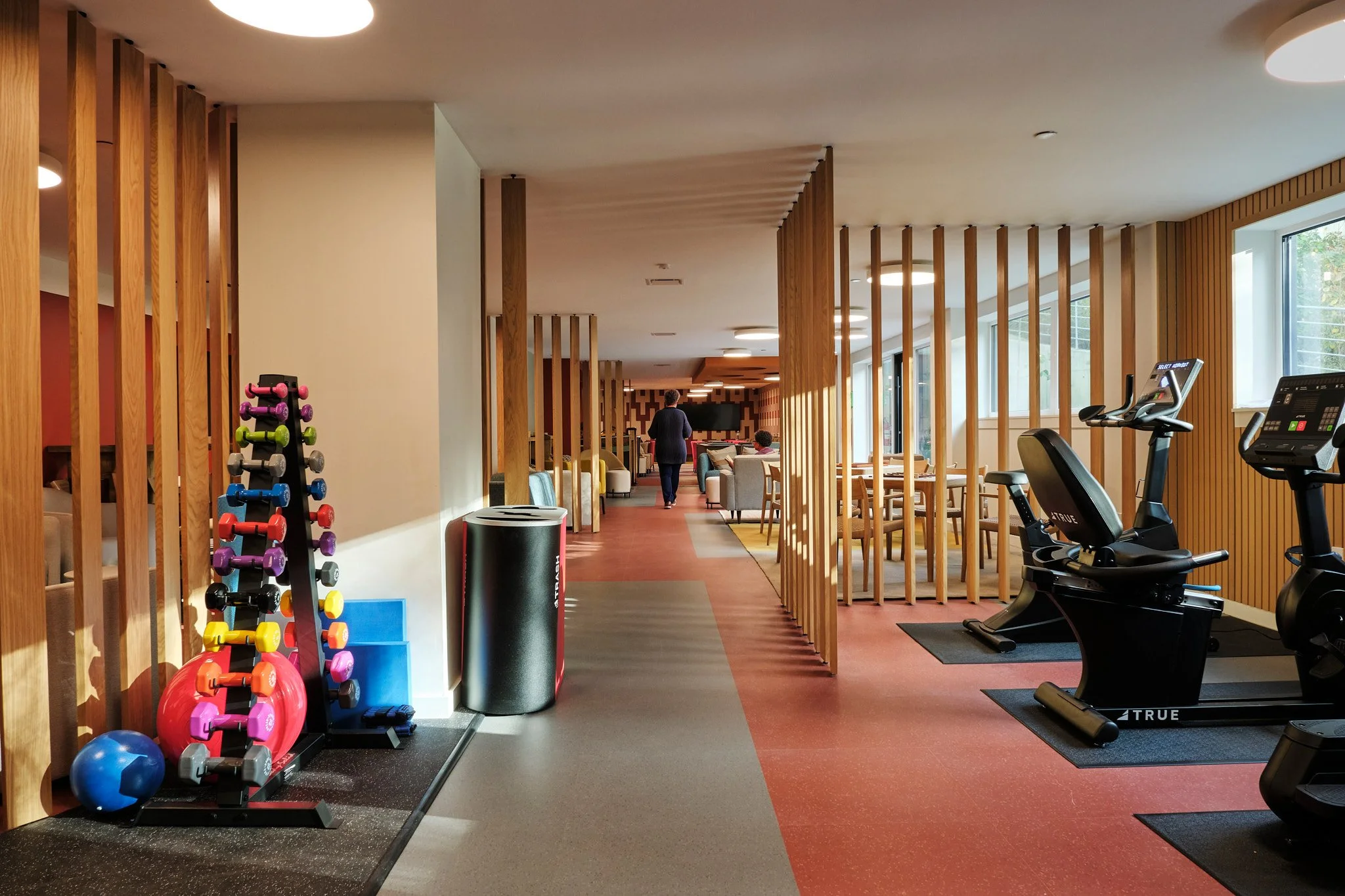 Hillside Recreation Room - Architecture in Formation (AiF)