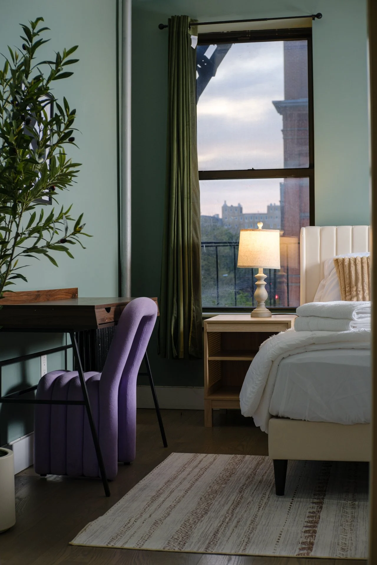 1675 Lexington Avenue #9 - Flash-3.jpg