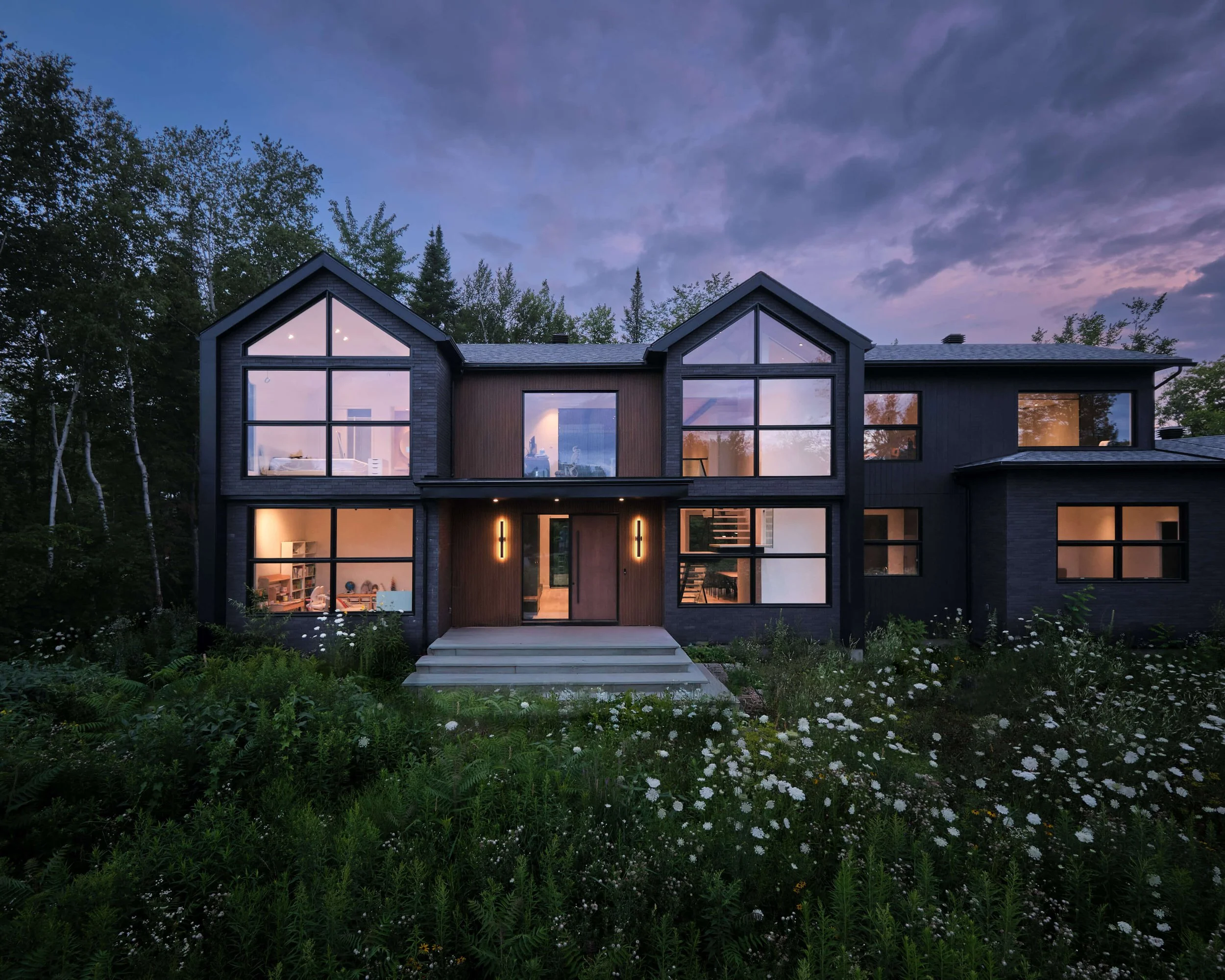 DSCF8649-Twin-Peaks-Whole-House-Final-by-Nicholas Doyle-2.jpg
