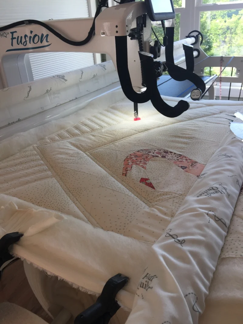 longarm machine quilting on buttercup quilt for art gallery fabrics