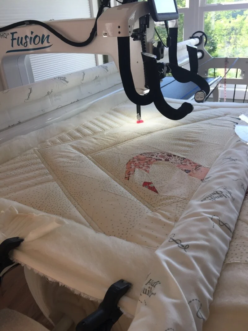 Swan Quilt — Walker Quilt Co.