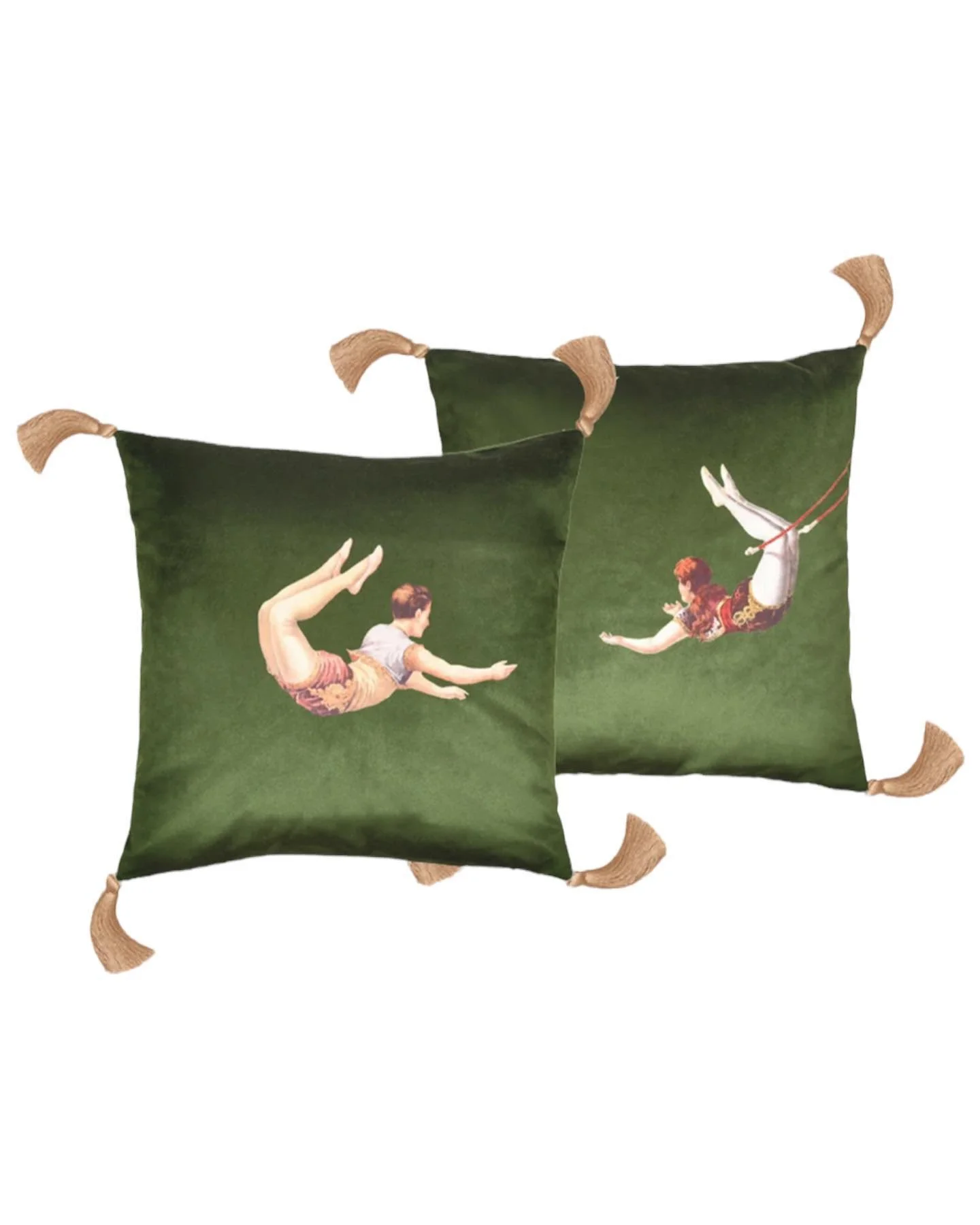 Circus | Part I

1. Trapeze Girl and Boy Velvet (Cushions Green) by Melody Rose London
2. The Circus 1870s&ndash;1950s by Taschen
3. Vice Love Candle by Jonathan Adler
4. PRESTIGE 02 SET OF 6 WINE GOBLETS by Creart
5. Circus set of 4 pieces by Hermes