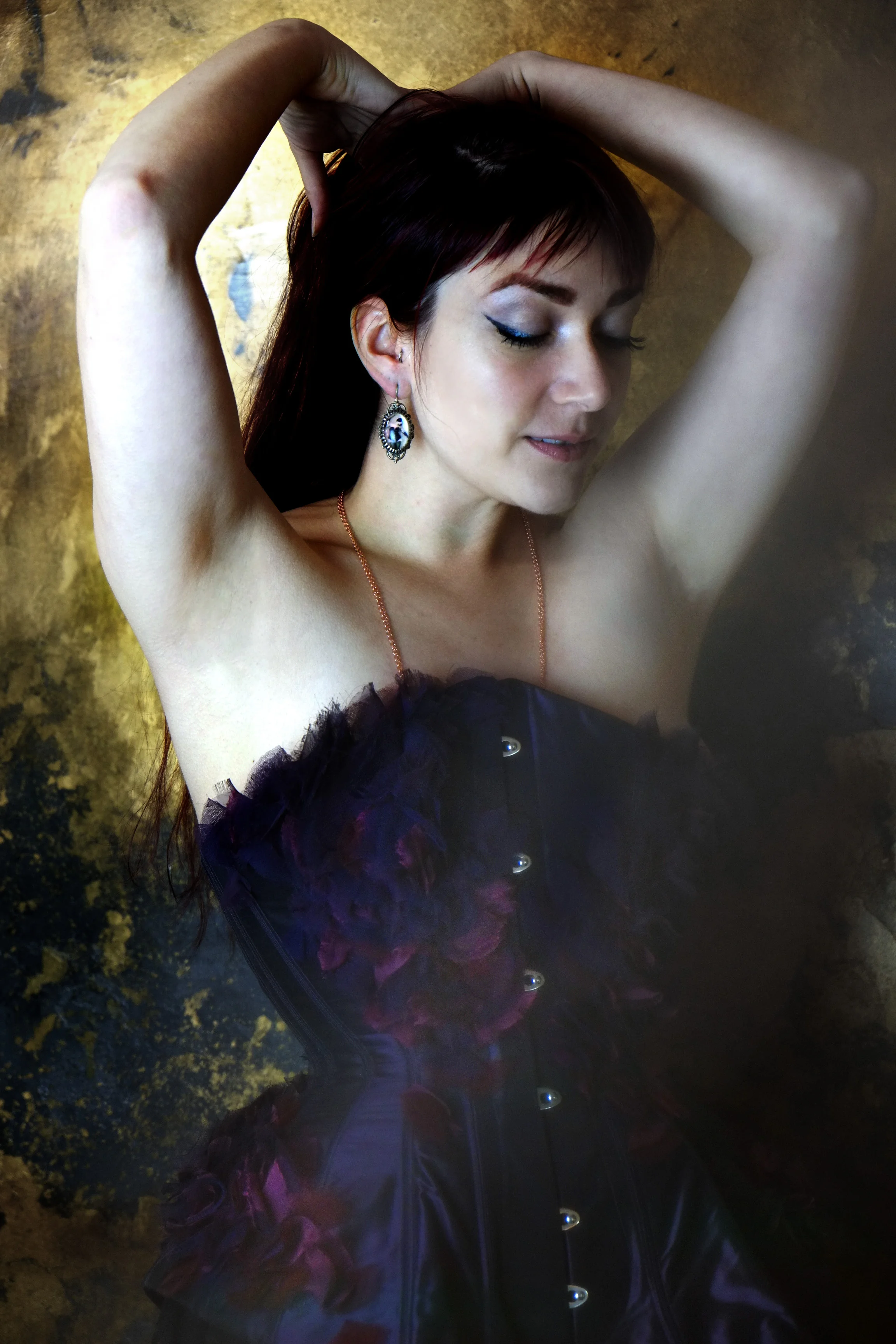 Corset: Emiah Couture "Shoal" | Model: Victoria Dagger | Photo © Alycia Hirani