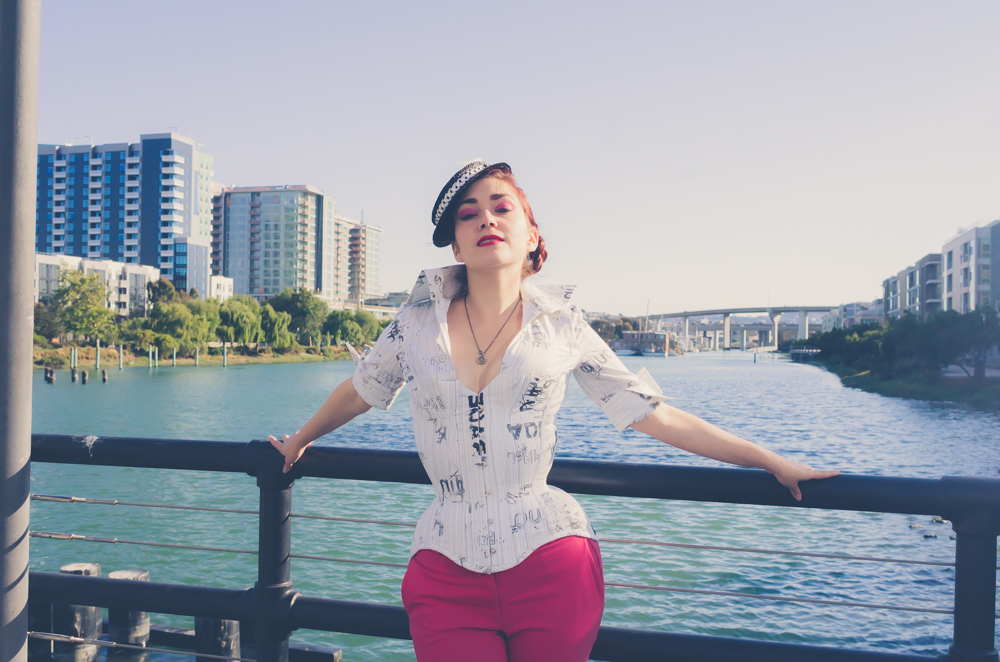 Corset: Pop Antique "Shirtwaist Corset" | Hat: Kalico Delafay Millinery | Model: Victoria Dagger | Photo © Alyxander Ryan