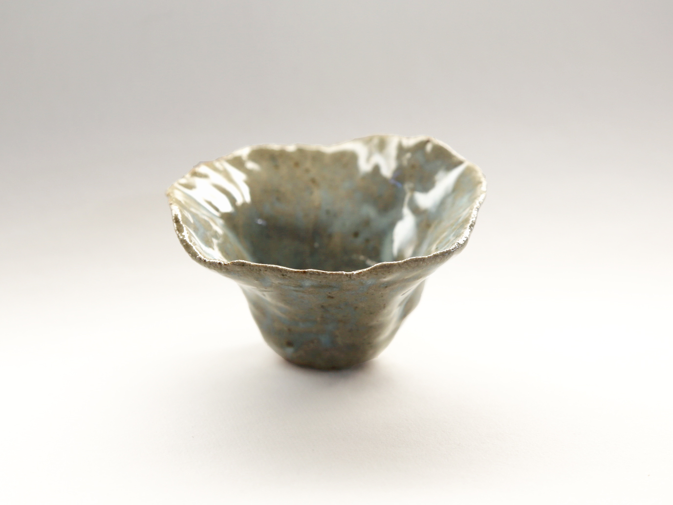 EF_FlowerPot_CeladonBlue.jpg
