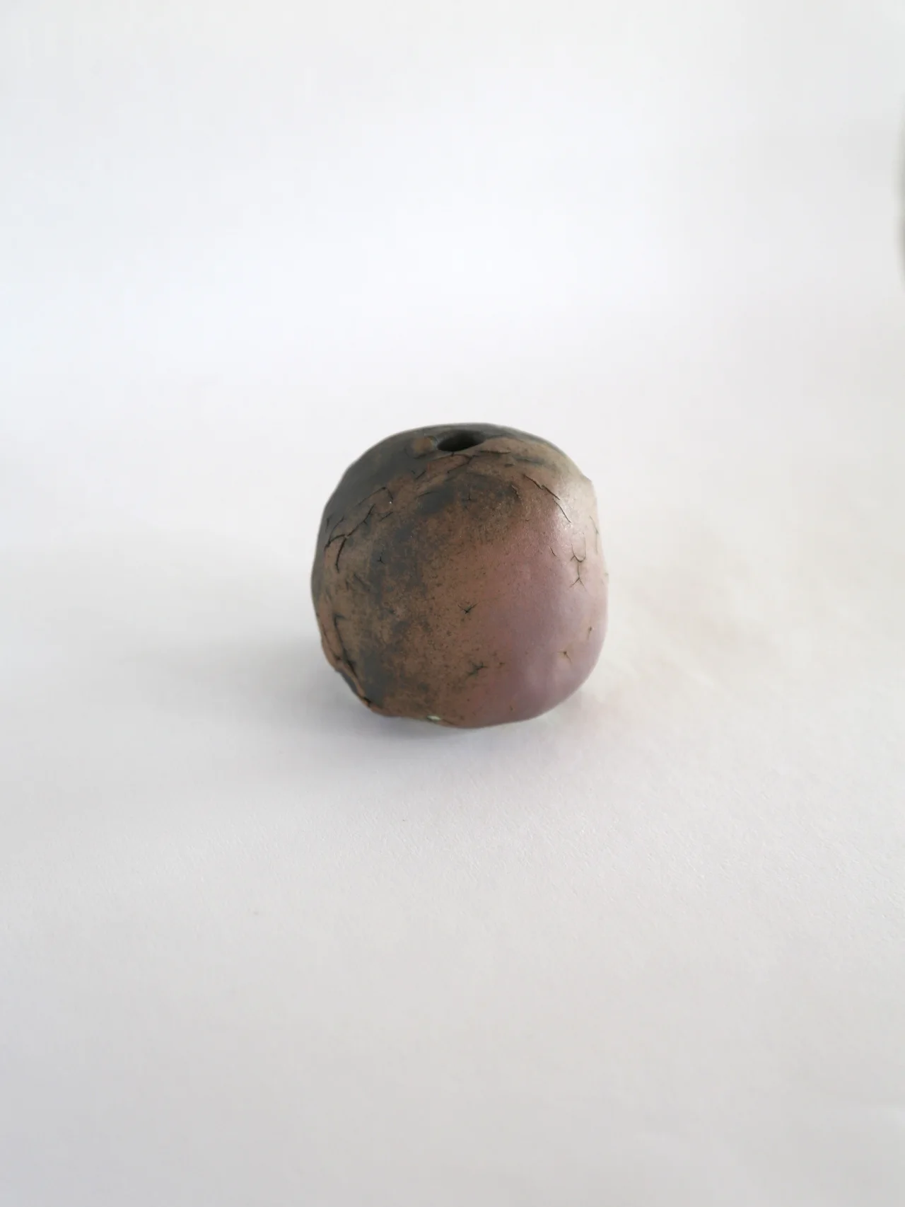 EF_BudVase_CrackedBlackandPink2.jpg