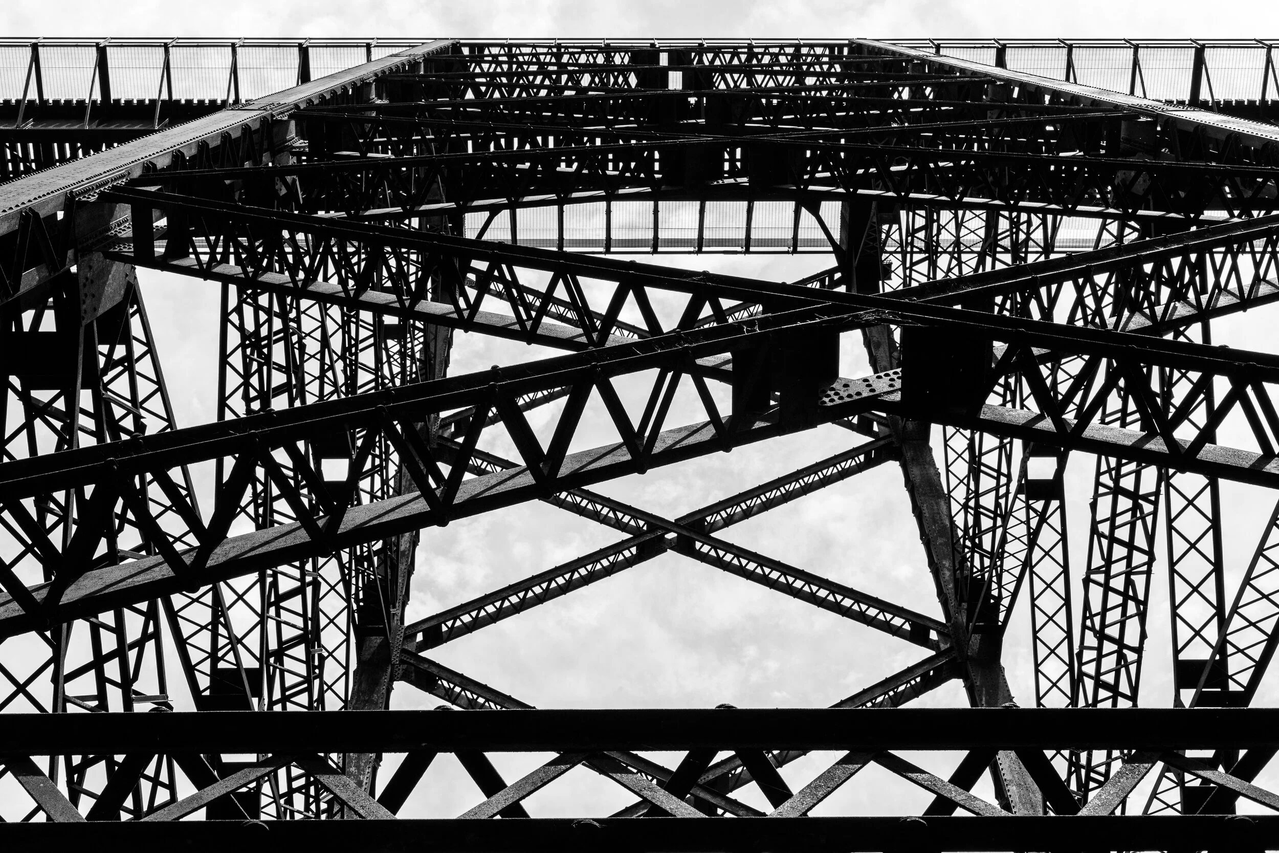 Railroad-track-968894774_5422x3615.jpeg