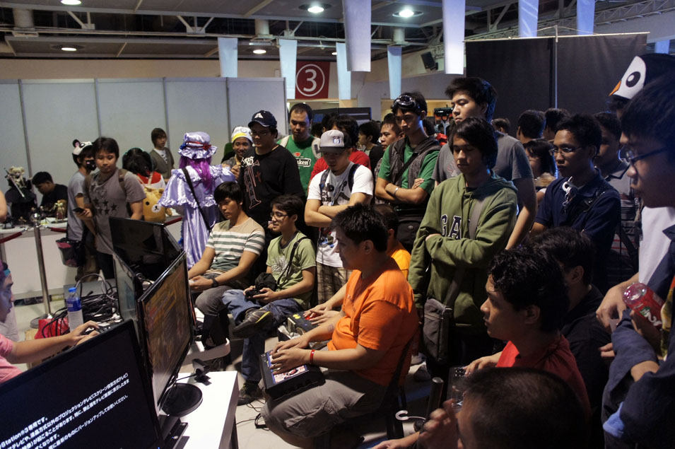 Otaku-Expo-2013-Hotseat-02.jpg