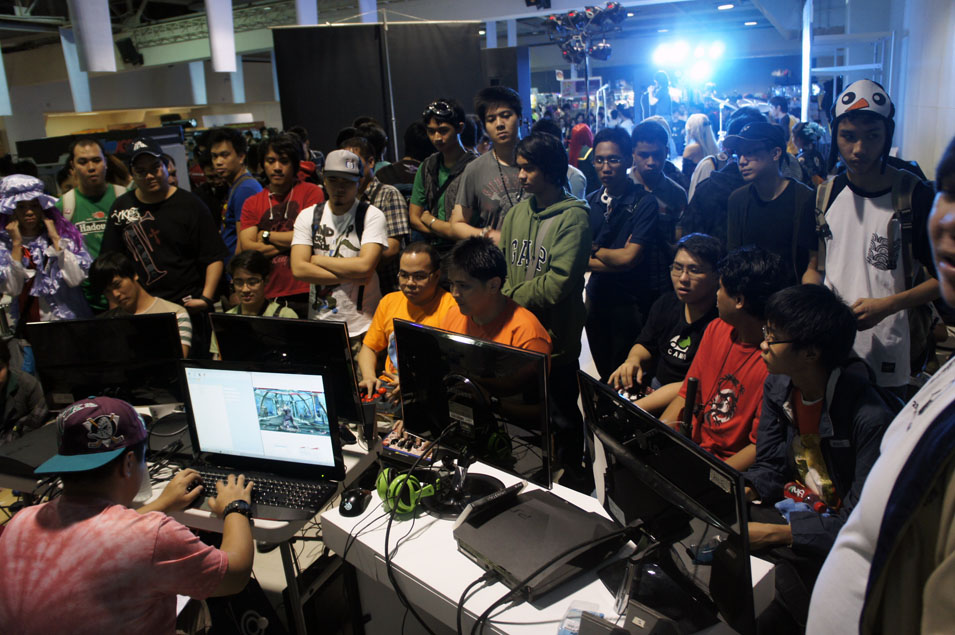 Otaku-Expo-2013-Hotseat-03.jpg