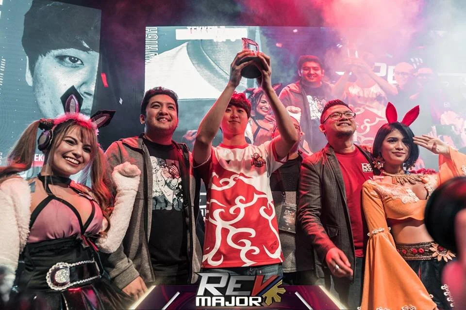REV Major 2018 TEKKEN 7 Tournament Champion - LowHigh.jpg
