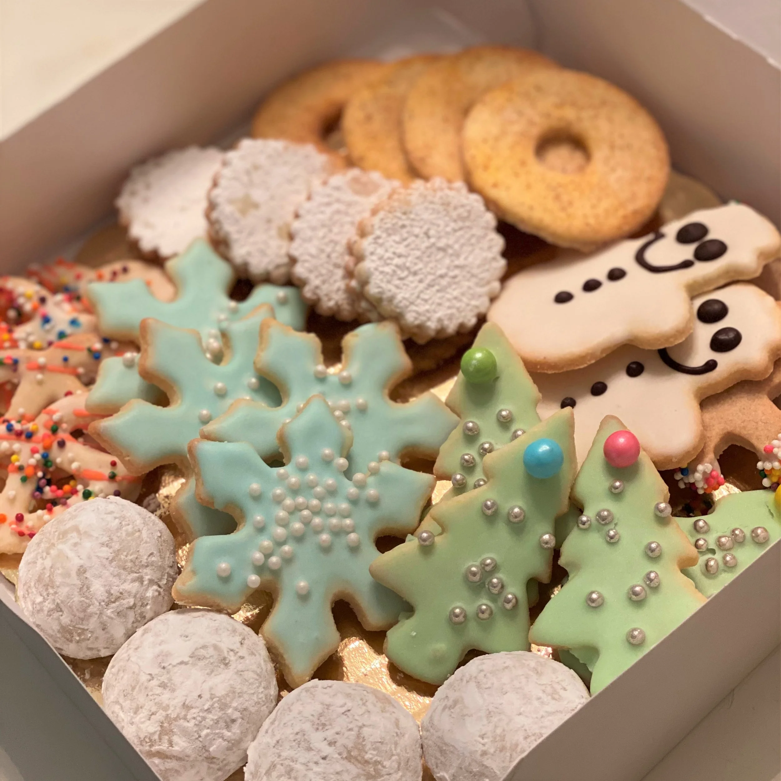 Pastel Cookie Box.jpg