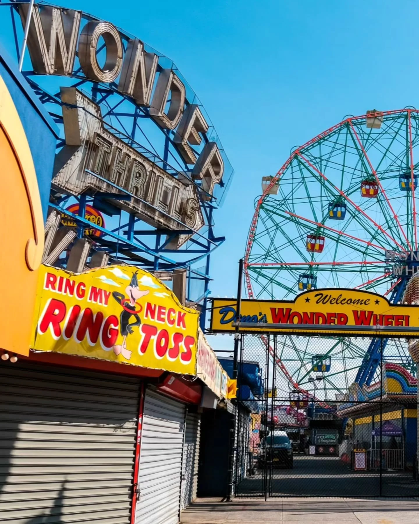 I'm not sure when, but at some point early in my life, I saw some black and white photos of Coney Island and the amusement park and the wooden boardwalk and it got stuck in my consciousness as this "very American place". Sort of like that p
