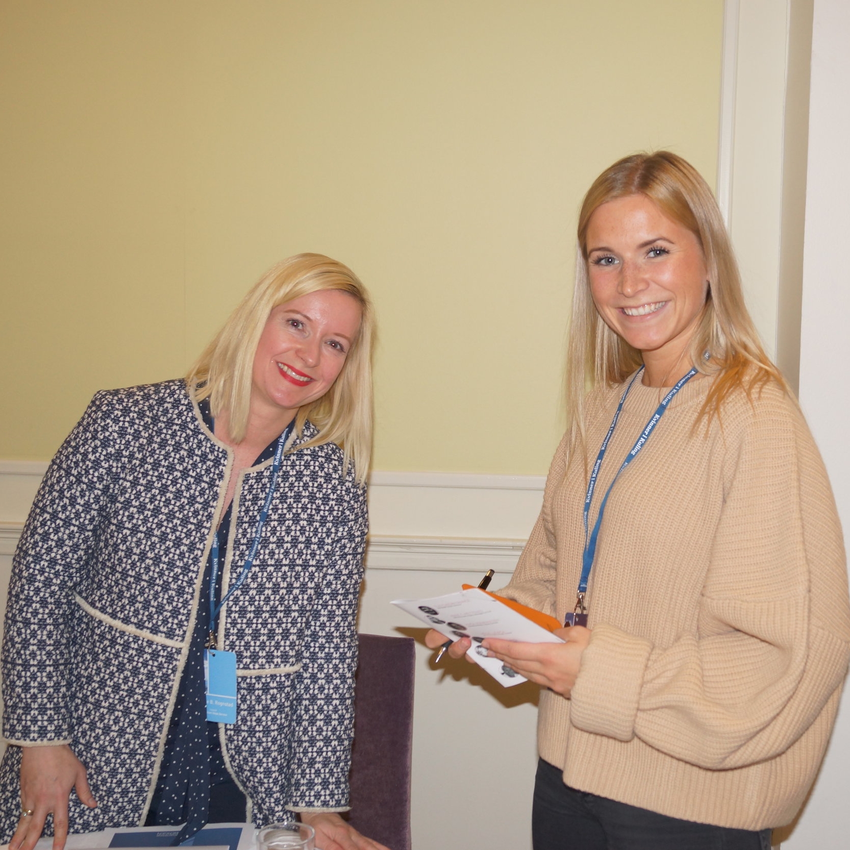 Annette Rognstad sammen med journalist Kornelia Minsaas