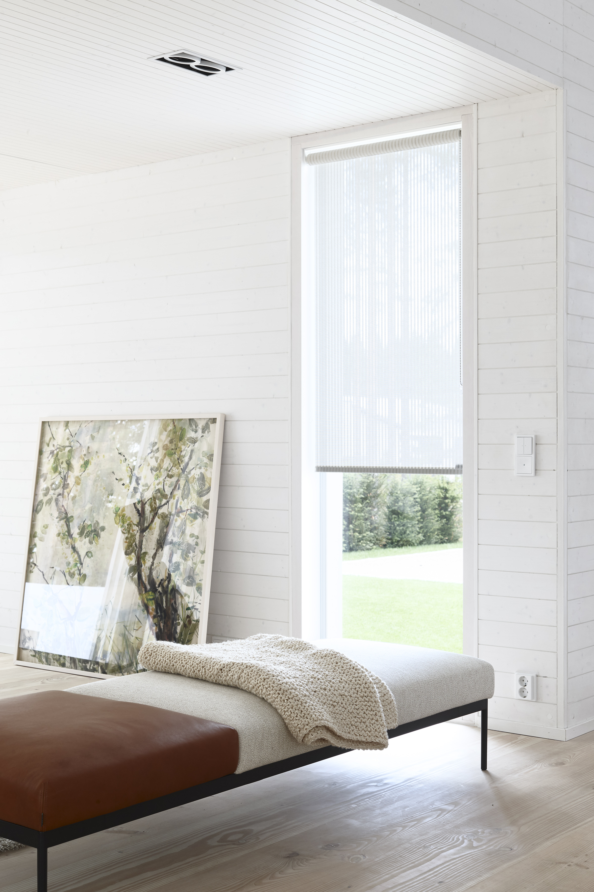 7300101 Woodwool, Vista 21311 white roller blind