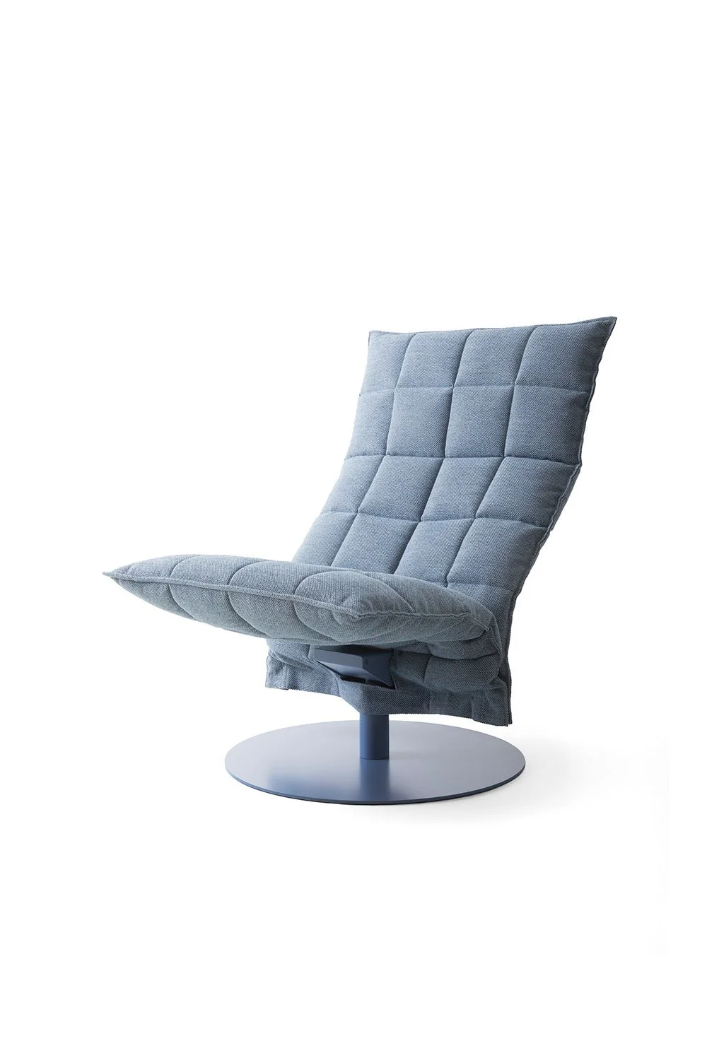 TAIVAS / SKY_46007 Narrow Swivel k chair_matt-blue plate base_fabric Ateljé 855