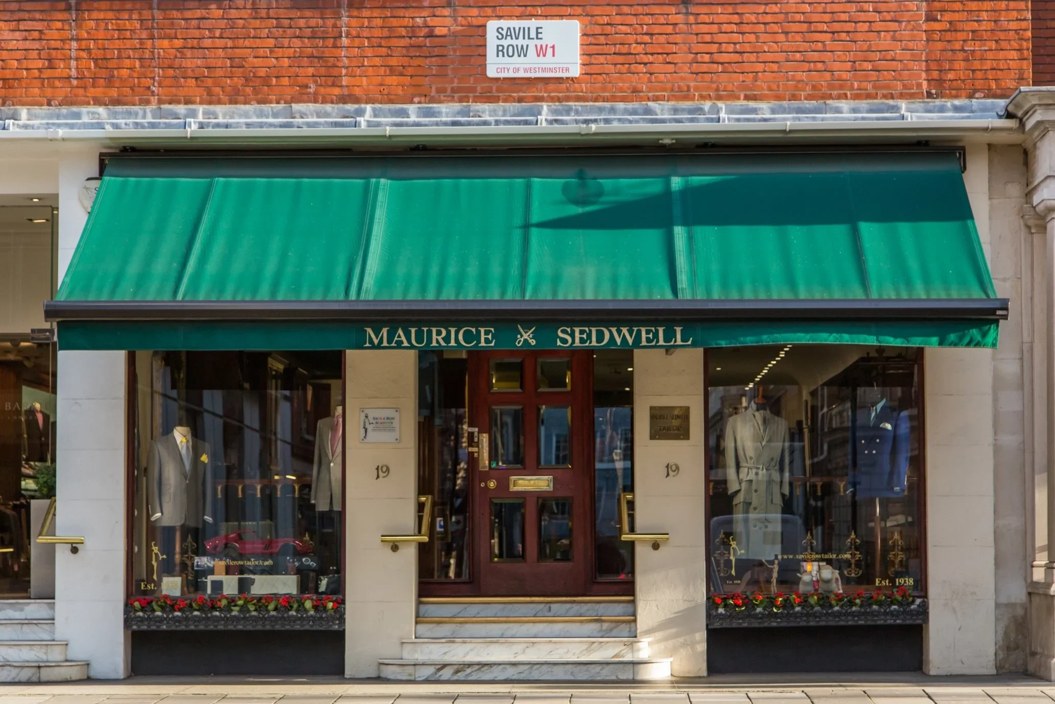 Maurice+Sedwell+Savile+Row+Ultra+Bespoke+Tailors (1).webp
