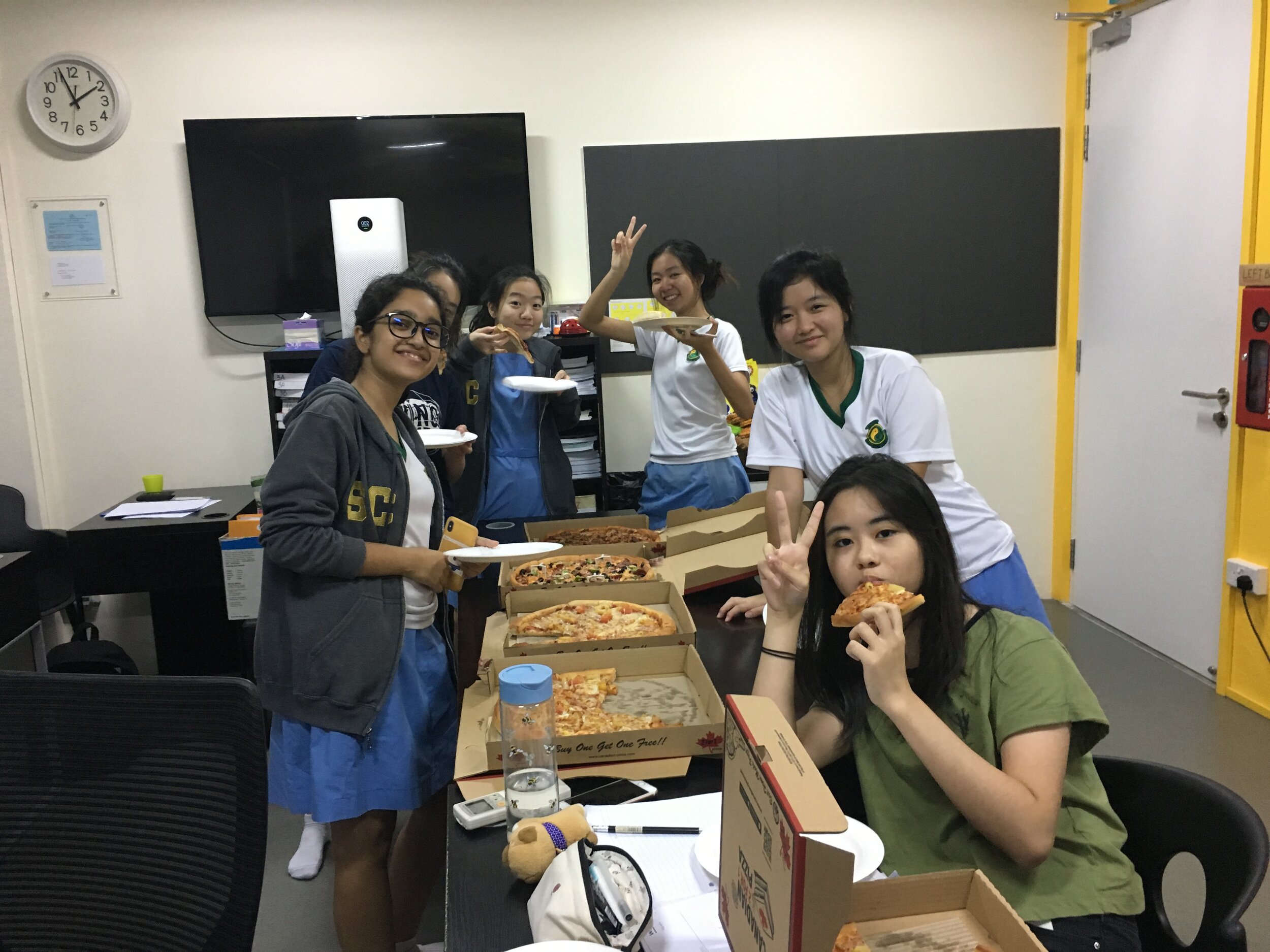 Math goes well with pizzas! These lively SCGS girls always brighten the day!