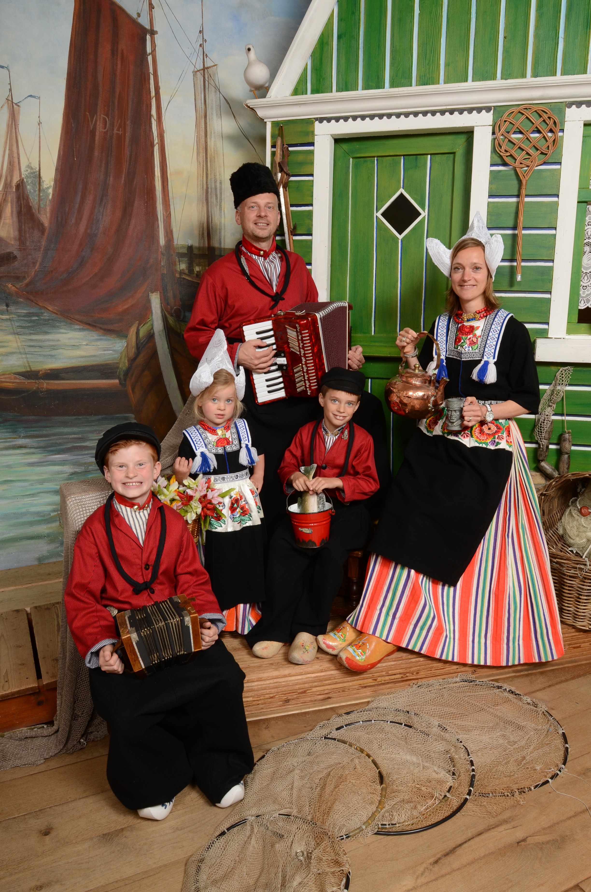 Wonderlijk Volendam klederdracht foto | Familie en vrienden — Fotograaf Zwarthoed XR-14