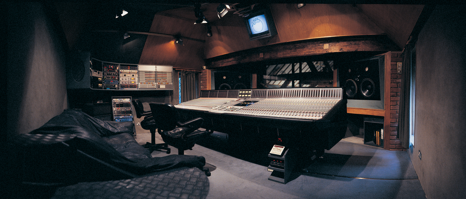 Control room.jpg