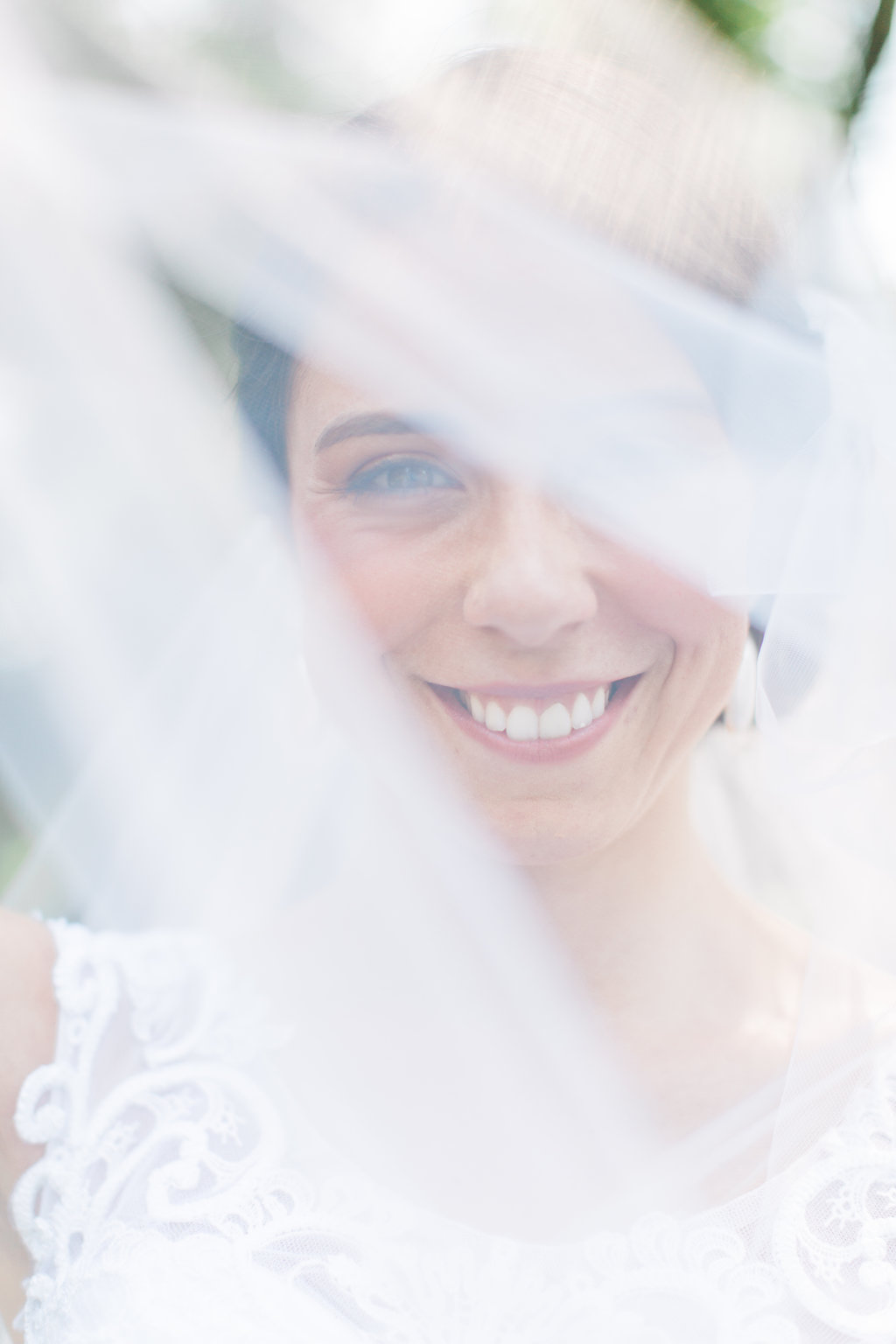 Photography: Anne Molnar Photography , seen in Katherine + Dominic's Fourth of July wedding