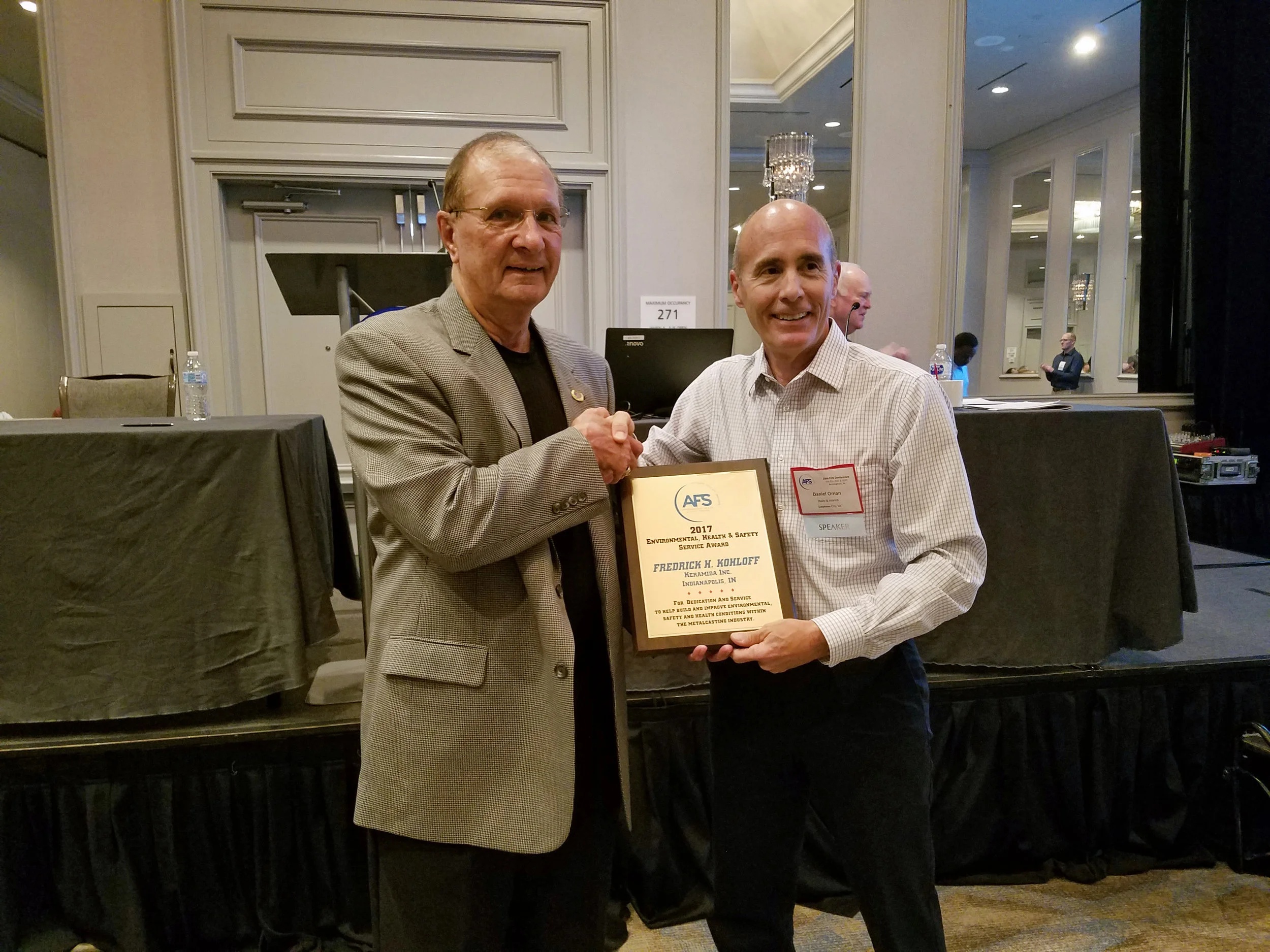 Fred Kohloff receiving the AFS Service Award