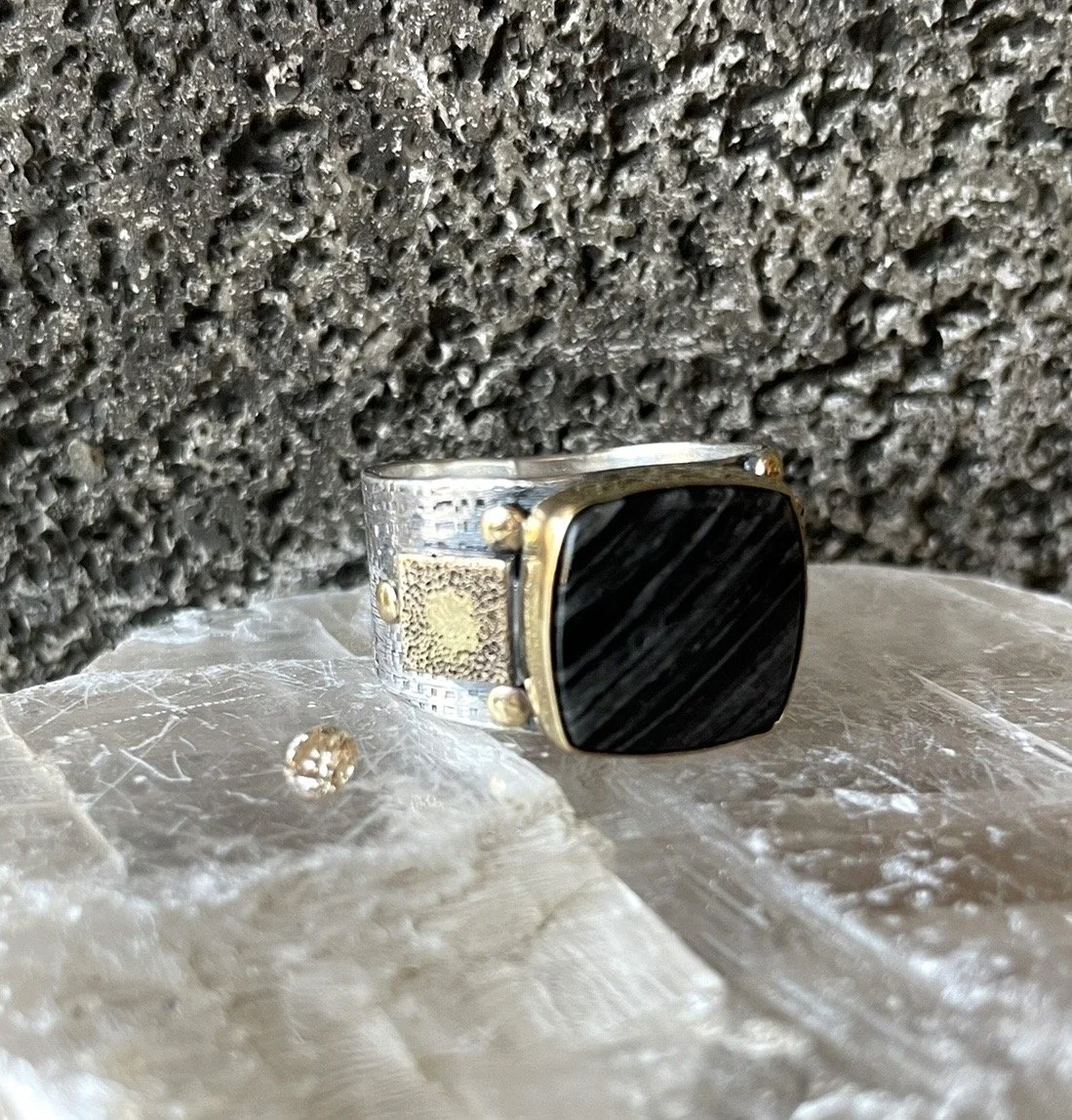 Ready for the champagne diamond to be set