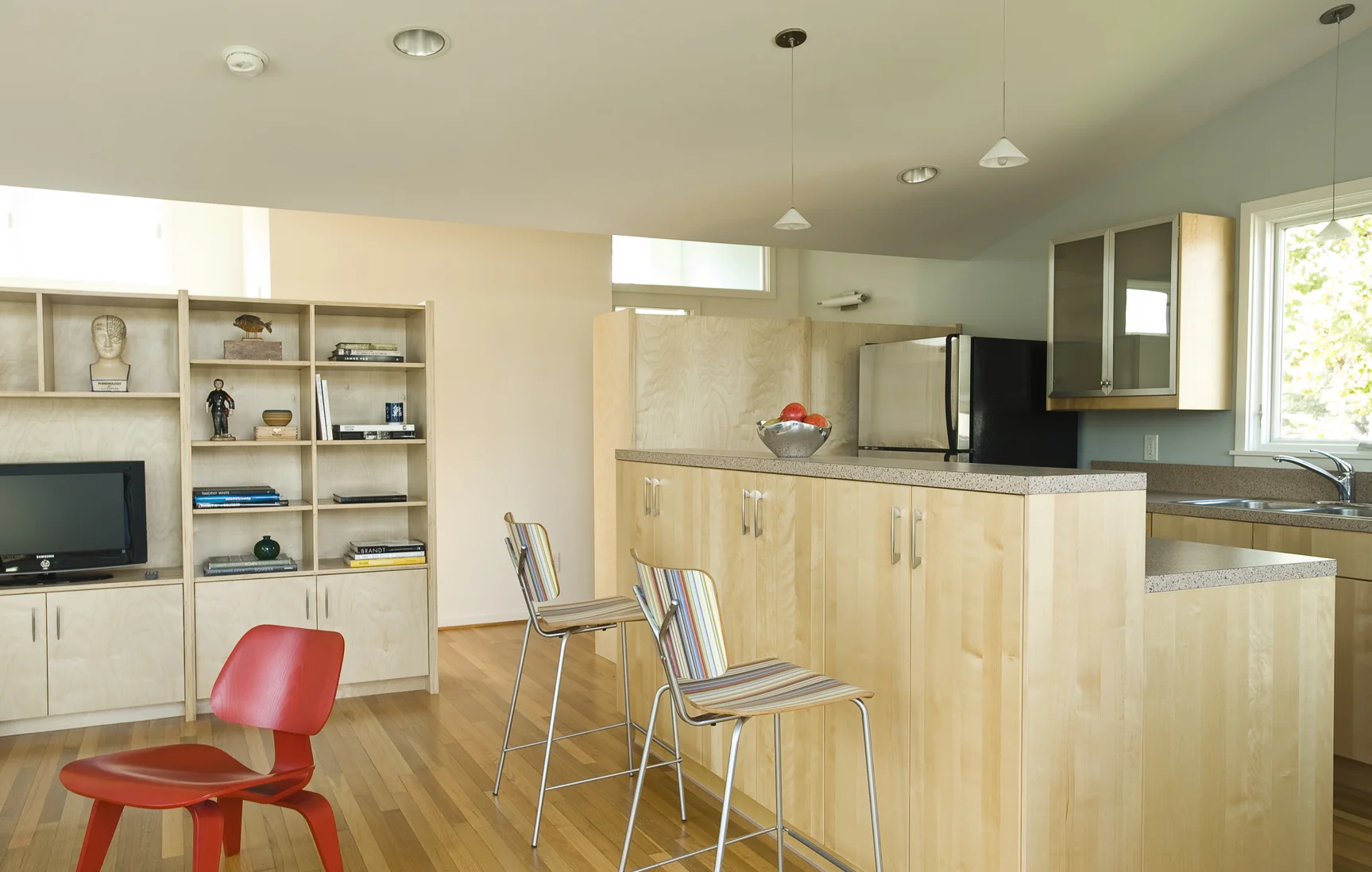 Contact — McIntyre + Robinowitz