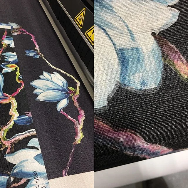Doing roll to roll wallpaper printing on the Vutek GS2000 at #duggal fabrication studios. 12/17/2018