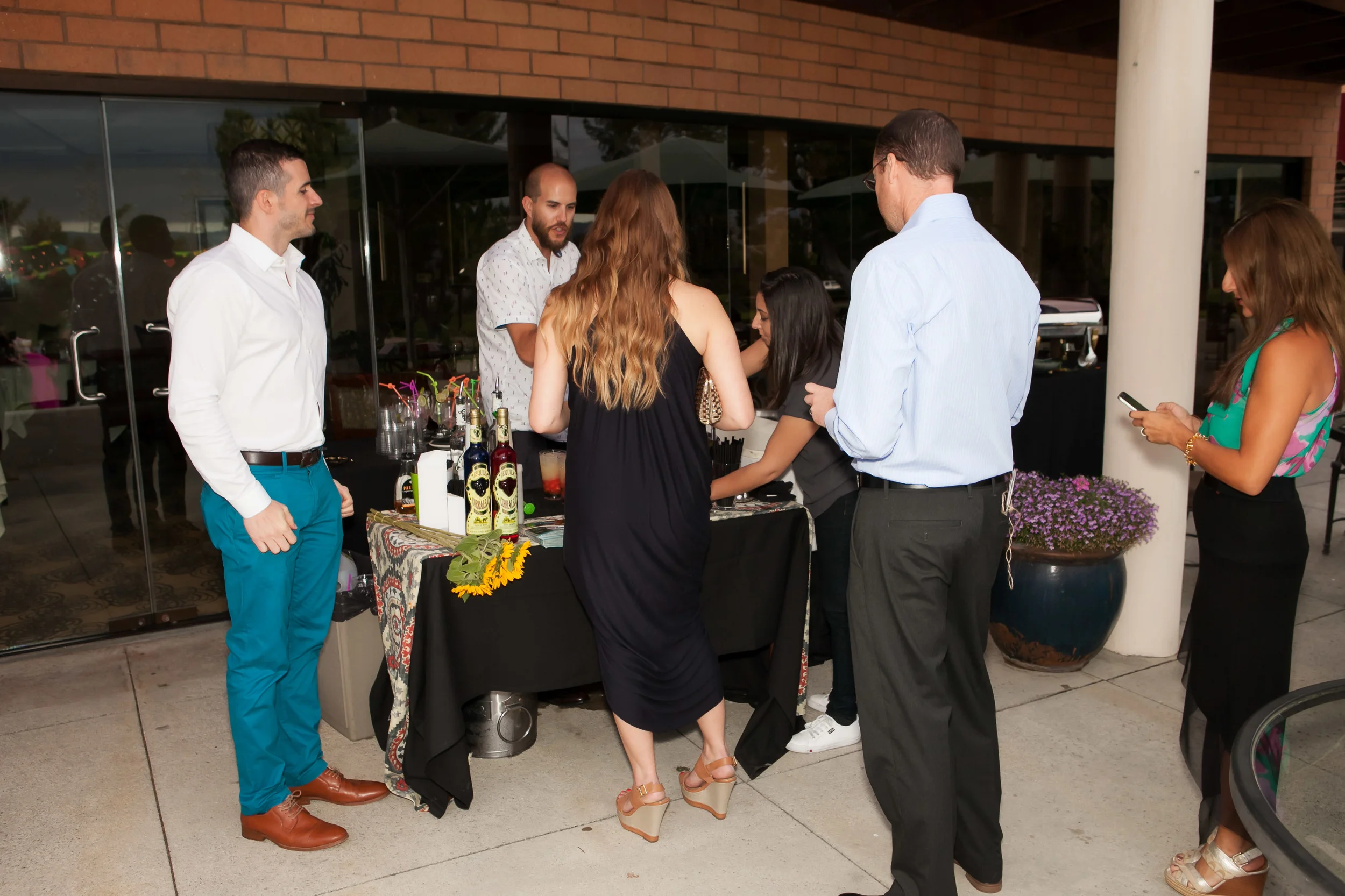 052116_2020Mom_Farm_To_Table_Event_SchlickArt-2448SRGBlowres.jpg