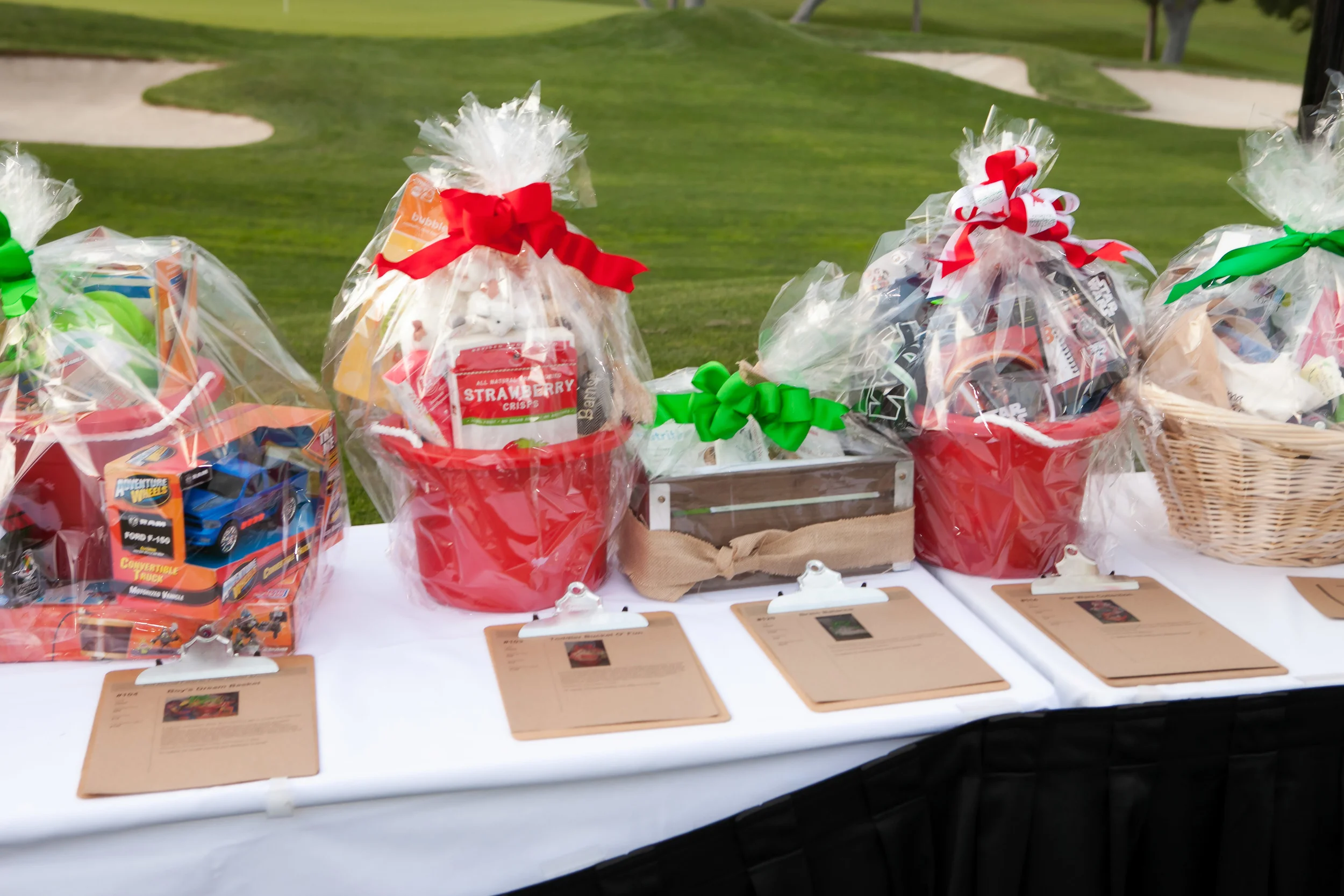 052116_2020Mom_Farm_To_Table_Event_SchlickArt-2510SRGBlowres.jpg