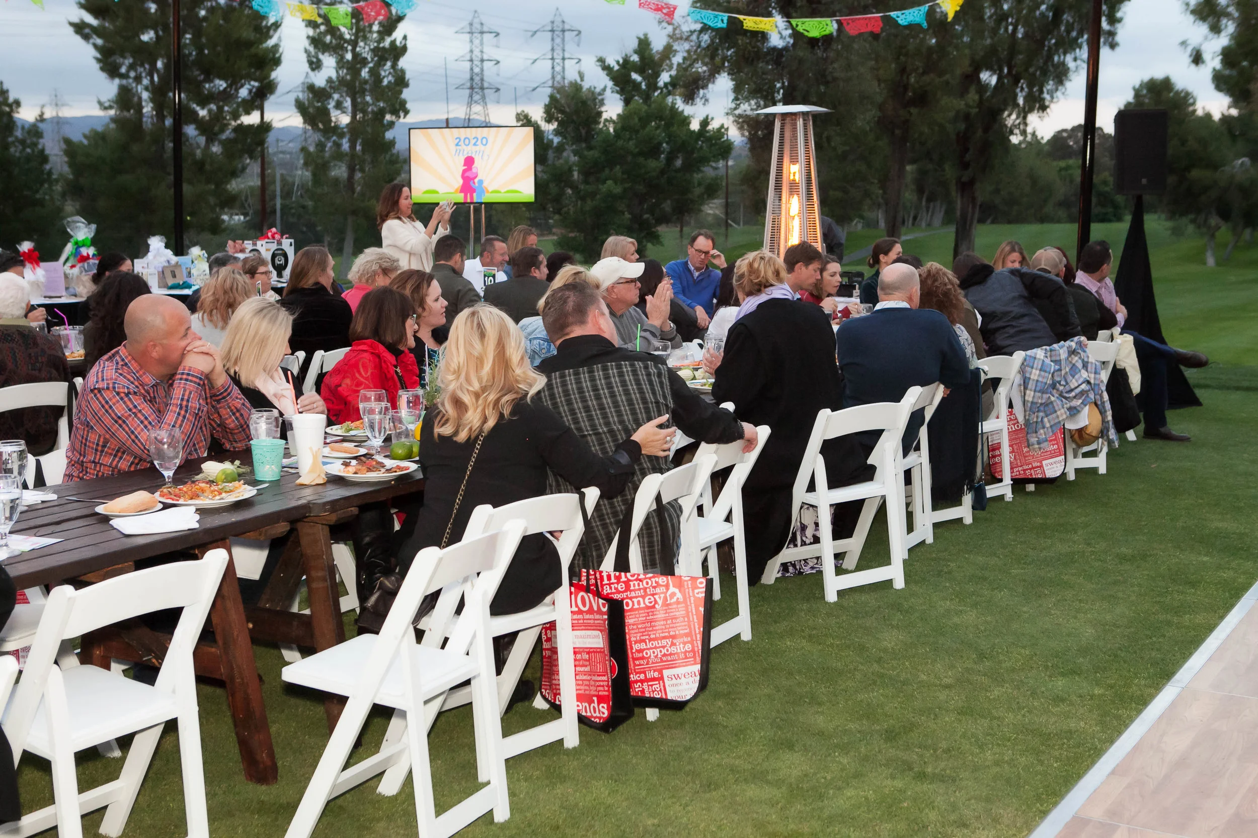 052116_2020Mom_Farm_To_Table_Event_SchlickArt-2556SRGBlowres.jpg