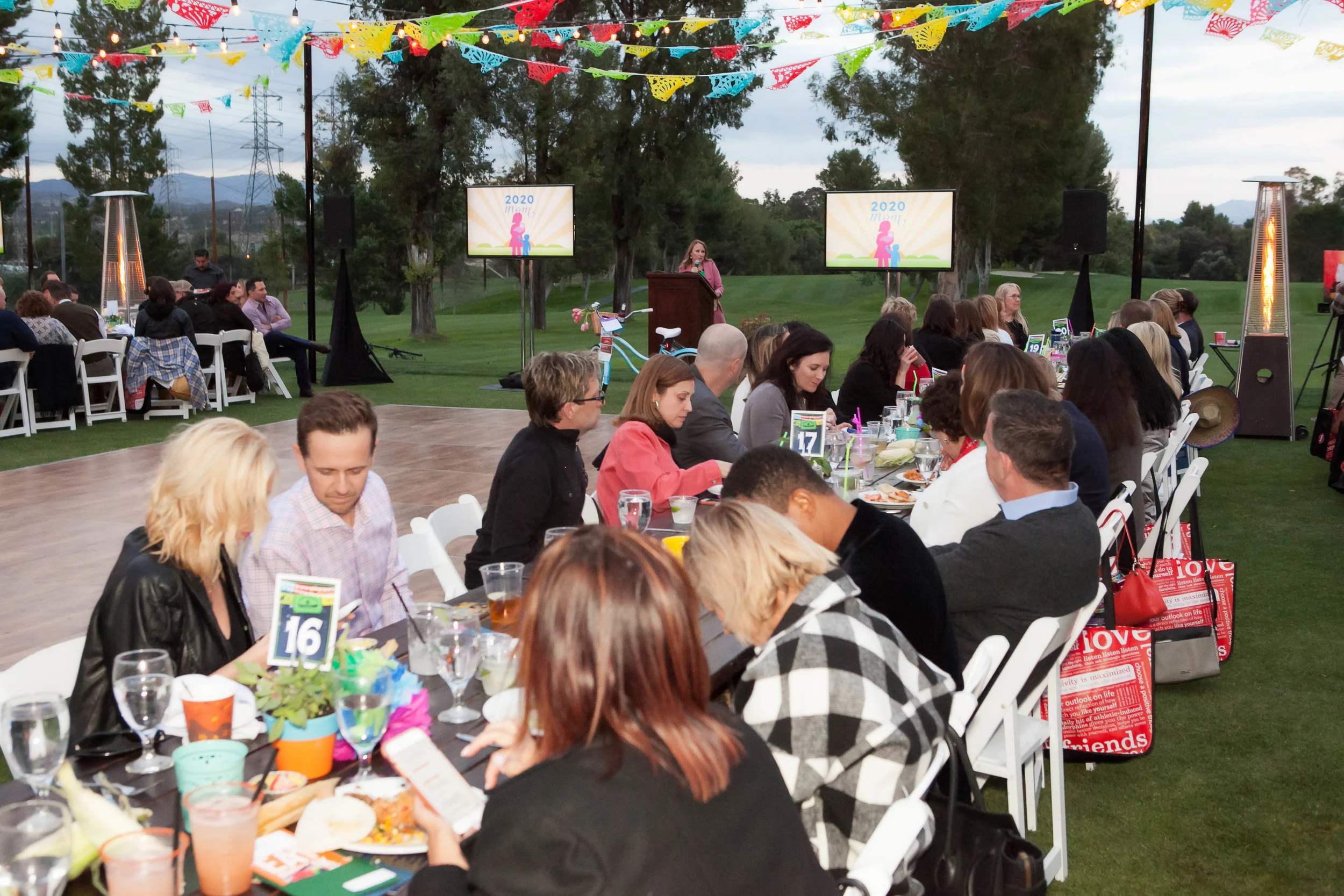 052116_2020Mom_Farm_To_Table_Event_SchlickArt-2559SRGBlowres.jpg
