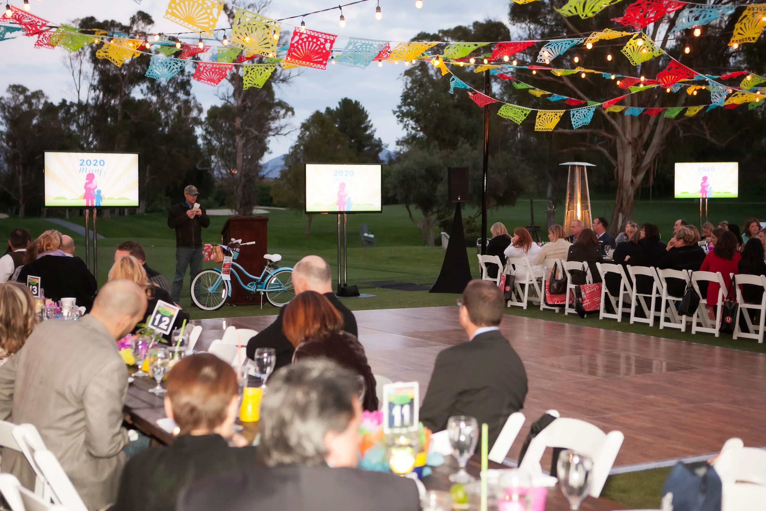 052116_2020Mom_Farm_To_Table_Event_SchlickArt-2613SRGBlowres.jpg