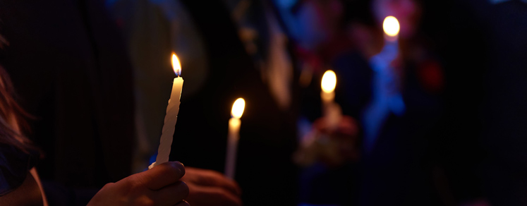Candle-vigil.jpg