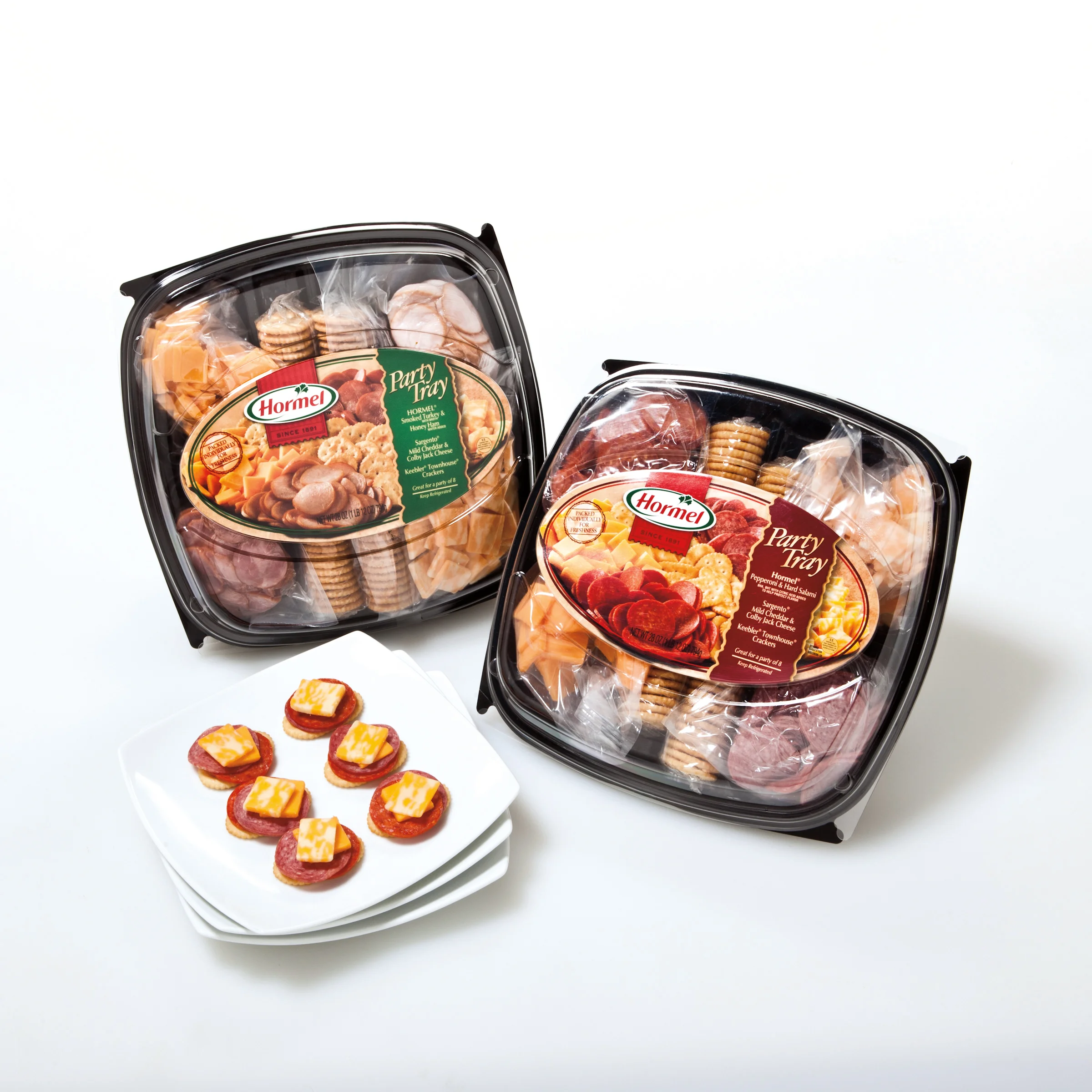 HORMEL®: SEASONAL, TEAM-THEMED PARTY TRAYS Discover how we enhanced both product visibility and sustainability