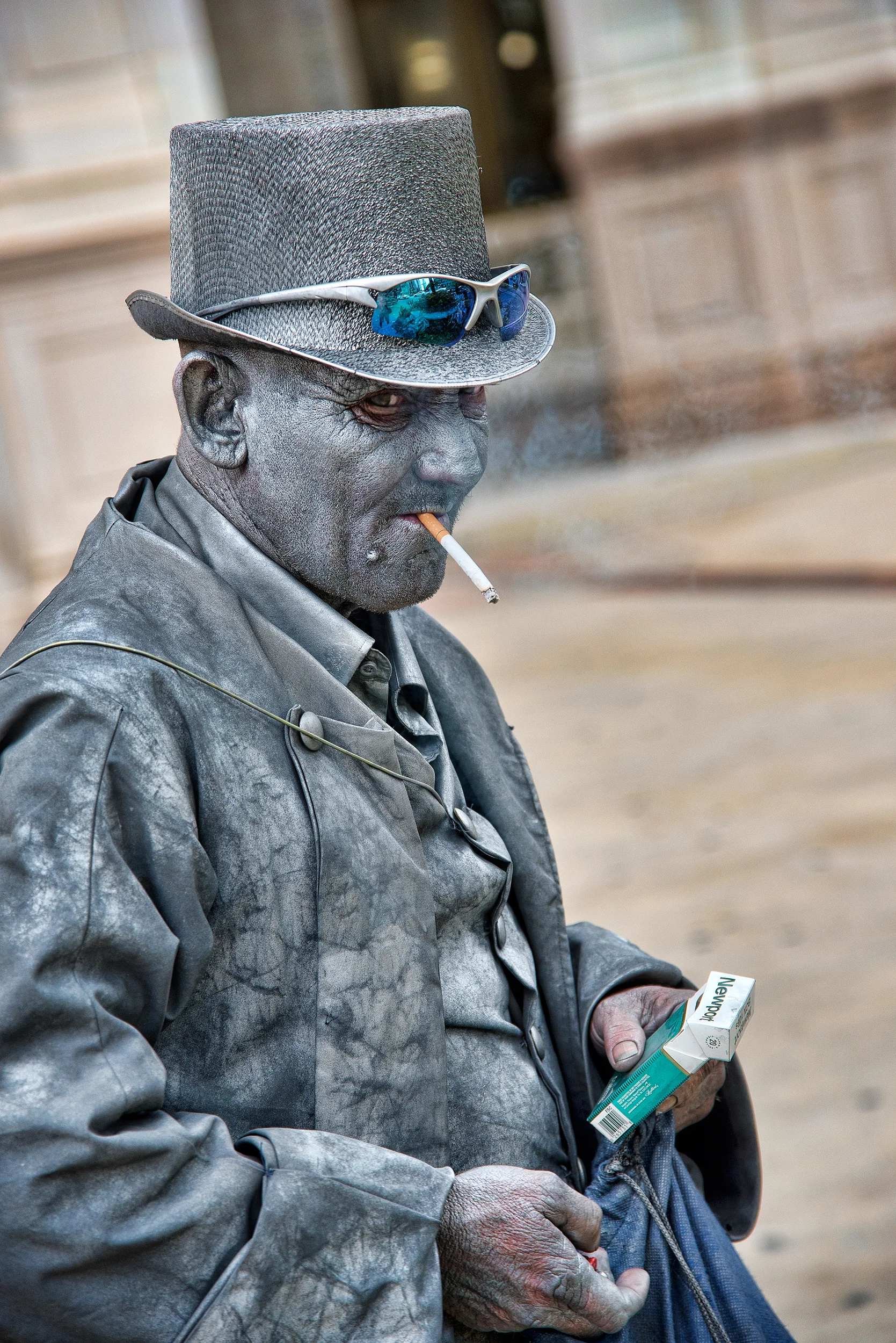 Chicago street performer