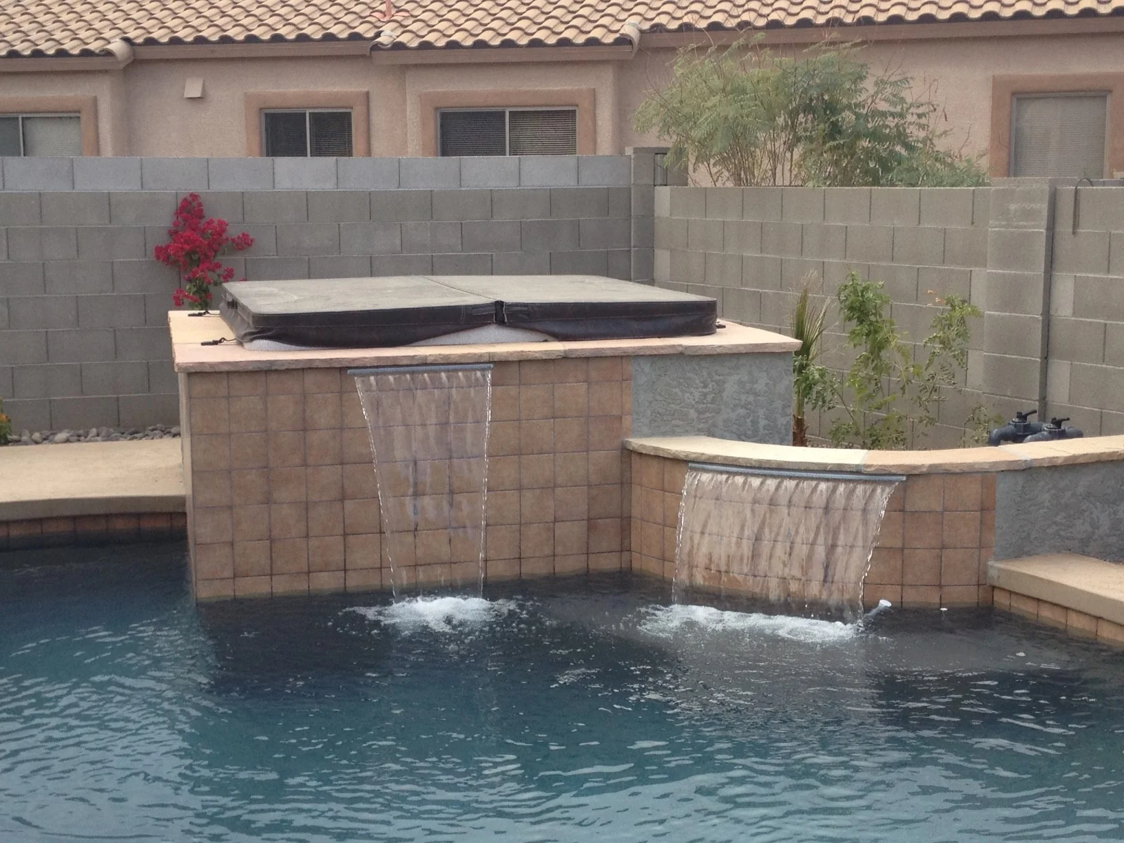 Spas & Hot Tubs for Phoenix & Tucson, Arizona Residents — Presidential