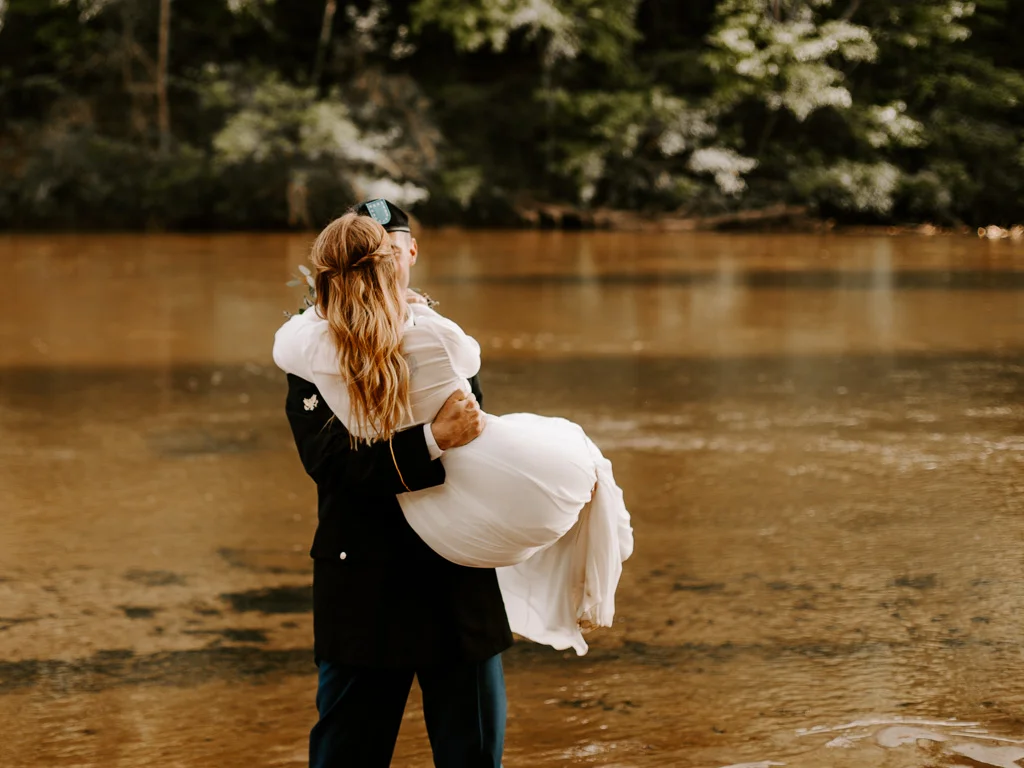 Jess + Ethan Georgia Elopement at Upatoi Creek
