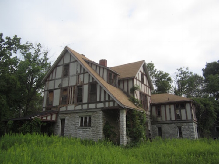 The Dower house in 2013
