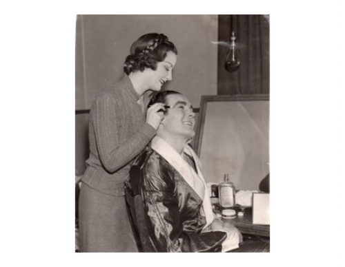 Jack Doyle and Judith Allen in Happier Days