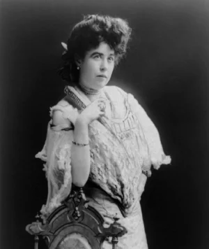 Margaret_Brown,_3qtr_view,_with_chair.jpg