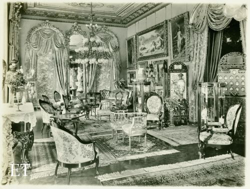 The salon at Montebello