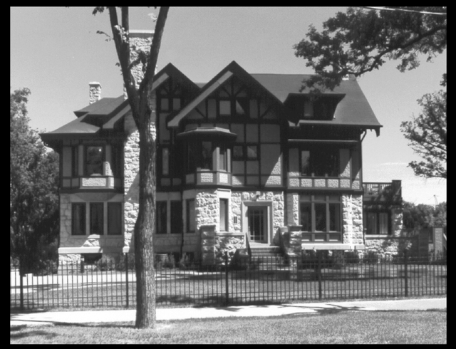 Fortune Winnipeg393-wellington-crescent.png