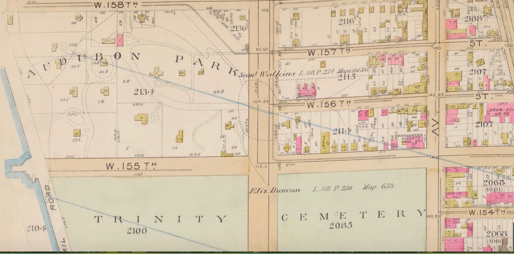 A map from the latter nineteenth century showing the suburban villas in Audubon Park, freestanding homes on narrower lots immediately to the east, and row house development a block in from that.