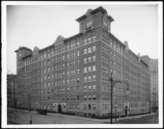 The Grinnell apartments photo: MCNY archives