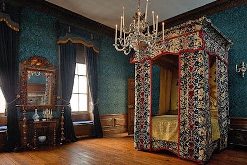 Queen Mary’s bedchamber in her apartments at Kensington Palace
