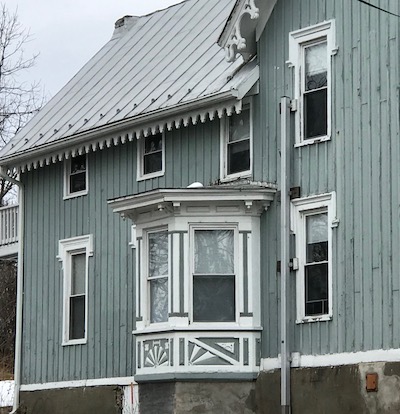 BAYWINDOW GOTHIC.jpeg