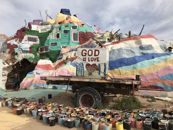 paint cans.jpeg