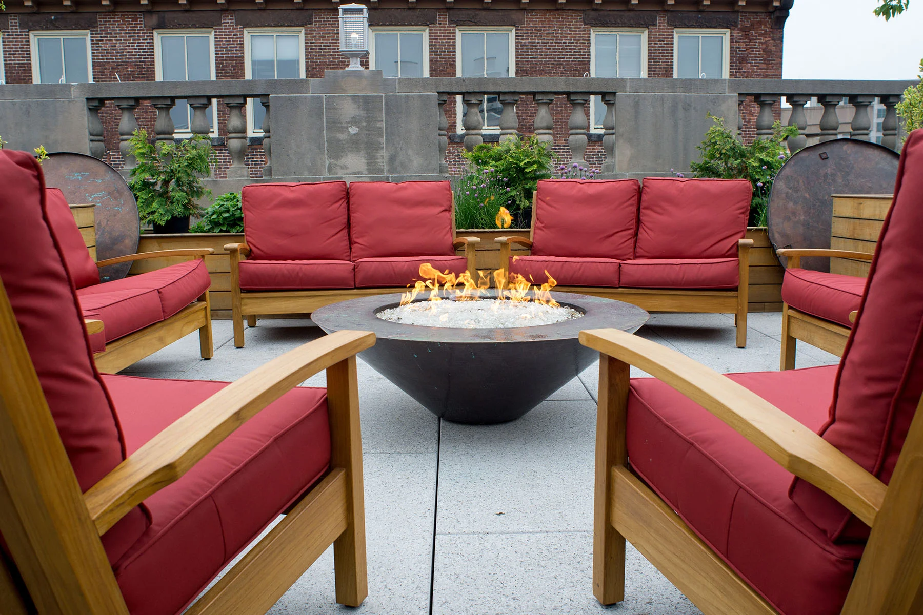 Rooftop-lounge service.jpg