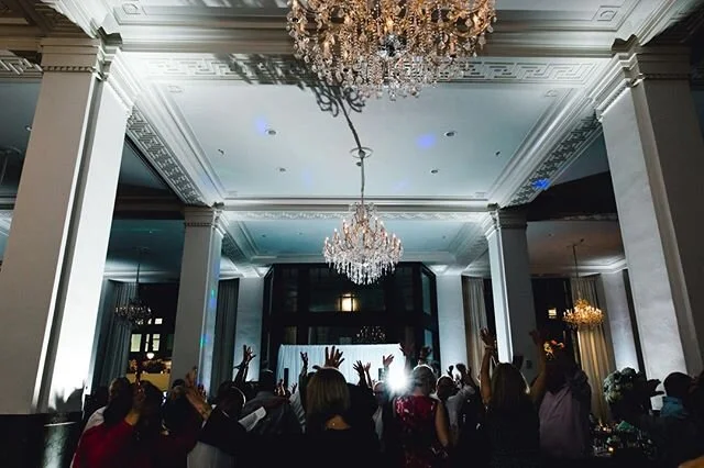 How are you ringing in 2020? 🔔

We're throwing one big bash! ✨General admission tickets are still available for our Downcity Glamour party! 🥂www.nyeprovidence.com
.
.
.
#nyeprovidence #newyearseveprovidence #ballroom #nye #2020 #nye2020 #providence